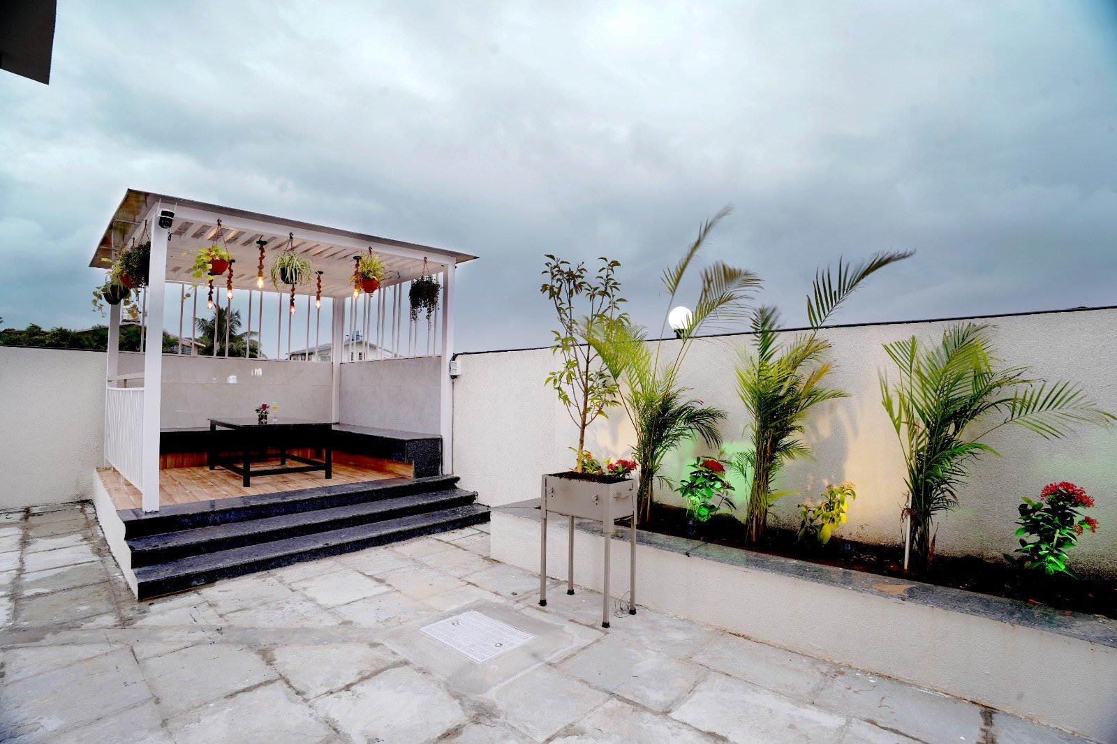 The Grand Vista gallery